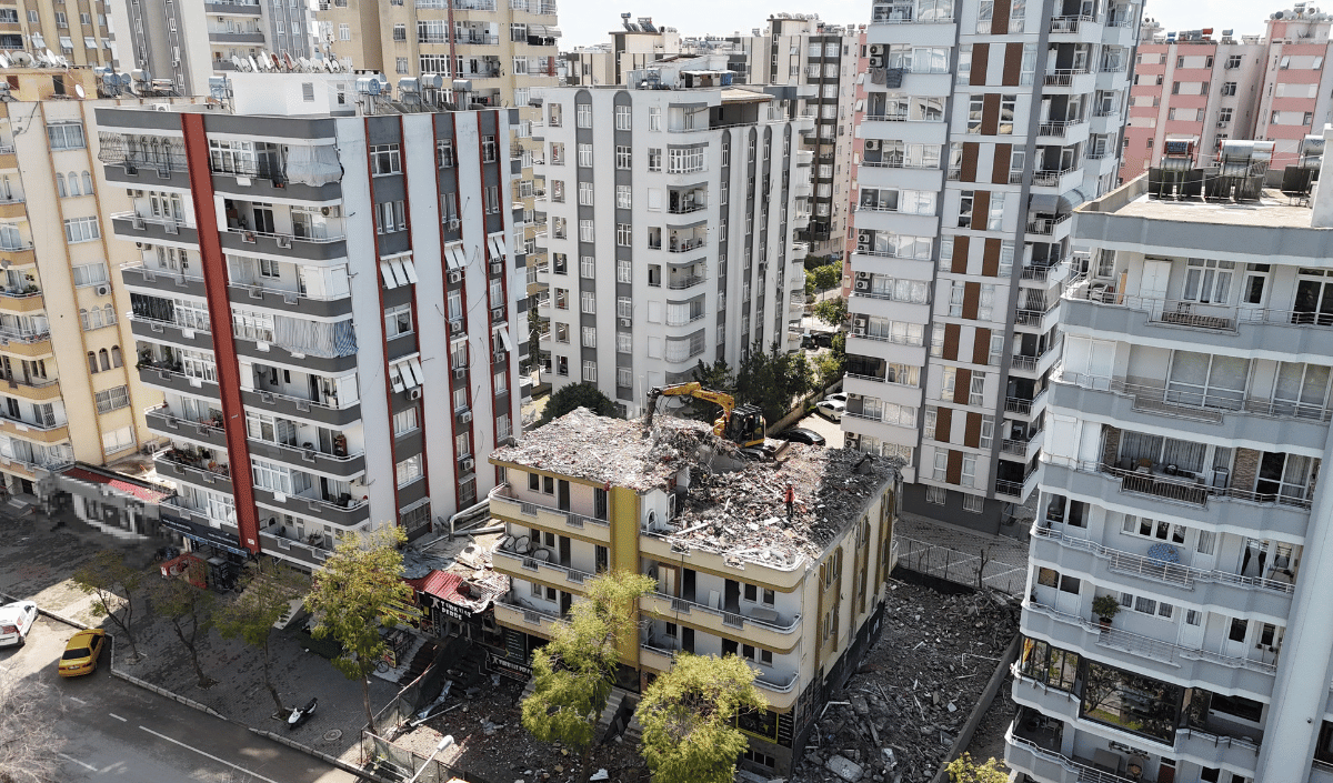 Adana Deprem (2)