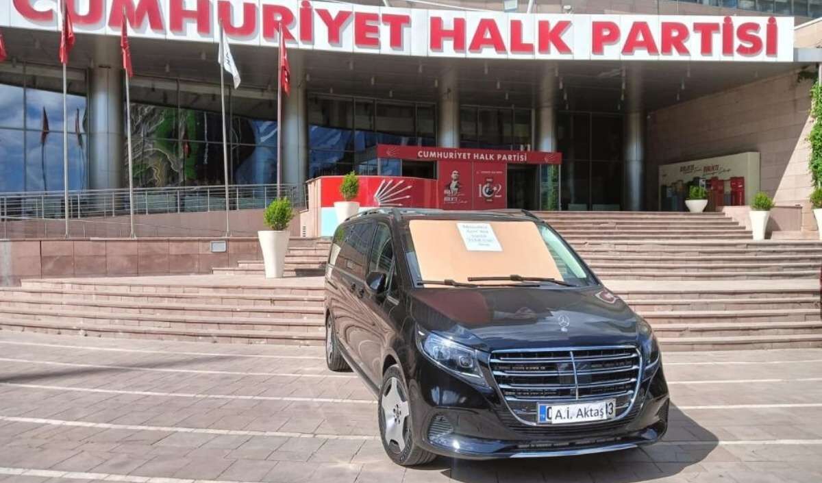 Chp Genel Merkezi“Haram Parayla Alınmıştır” (3)