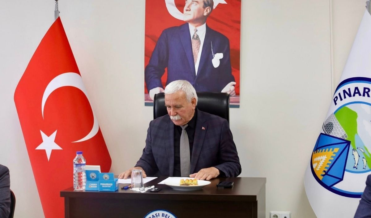 Deniz Yağan Ve Aşkın Genç (1)