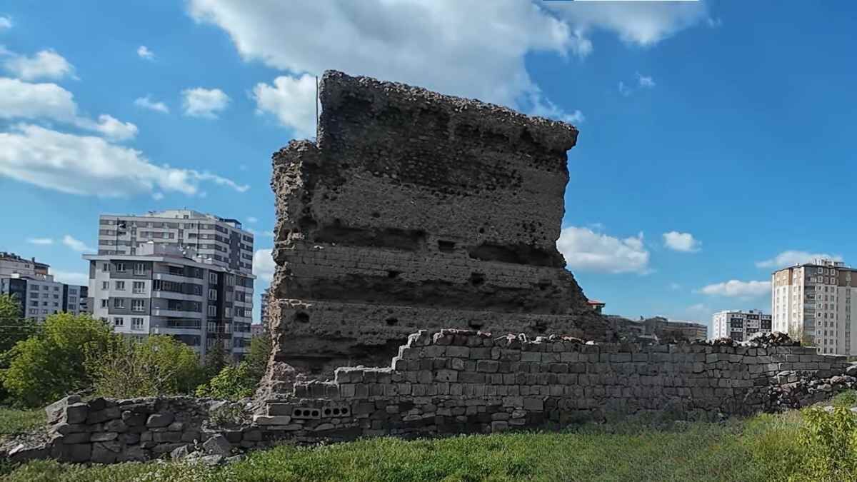 Dunyanin Ilk Hastanesi Kayseri (7)