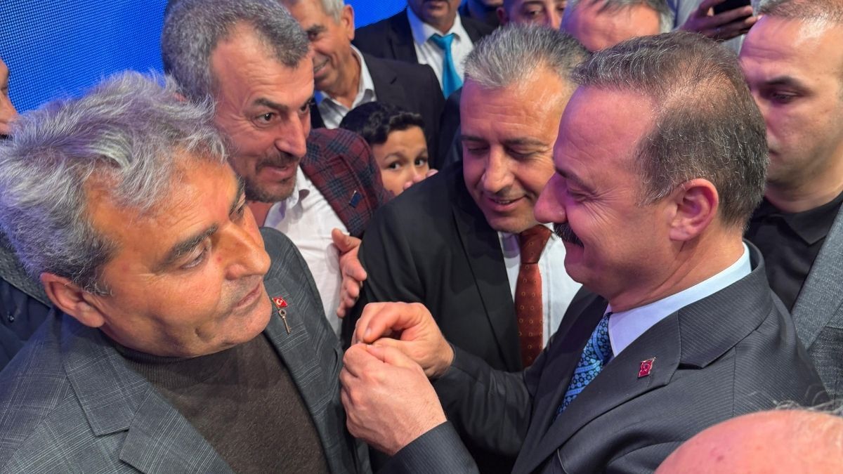 Kayserı Yenıden Refah Istıfa 2