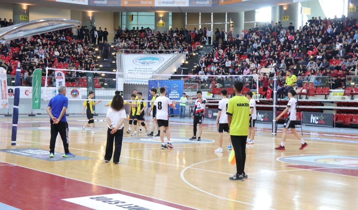 Kayseri’de İmam Hatip Spor (1)