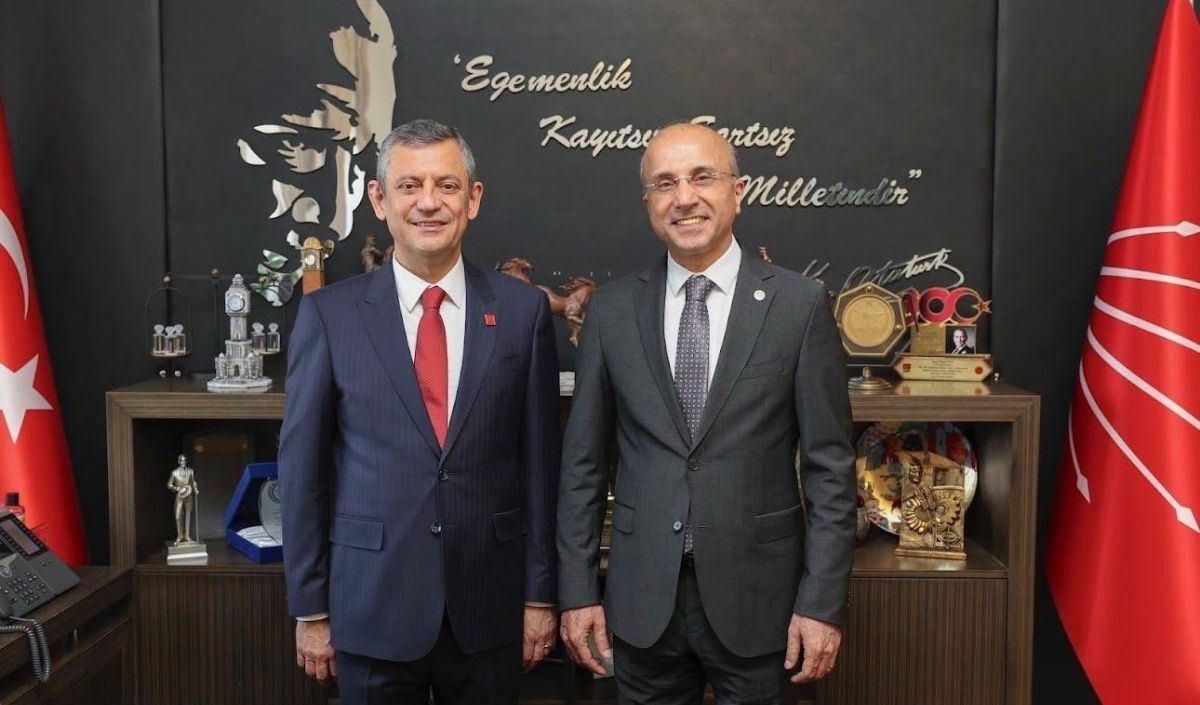 Özgür Özel Destek (3)