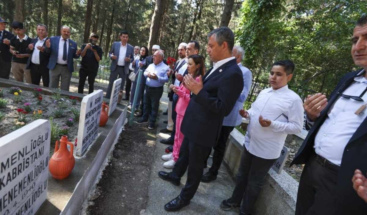 Özgür Özel Manisa’da Şehitlik V (3)