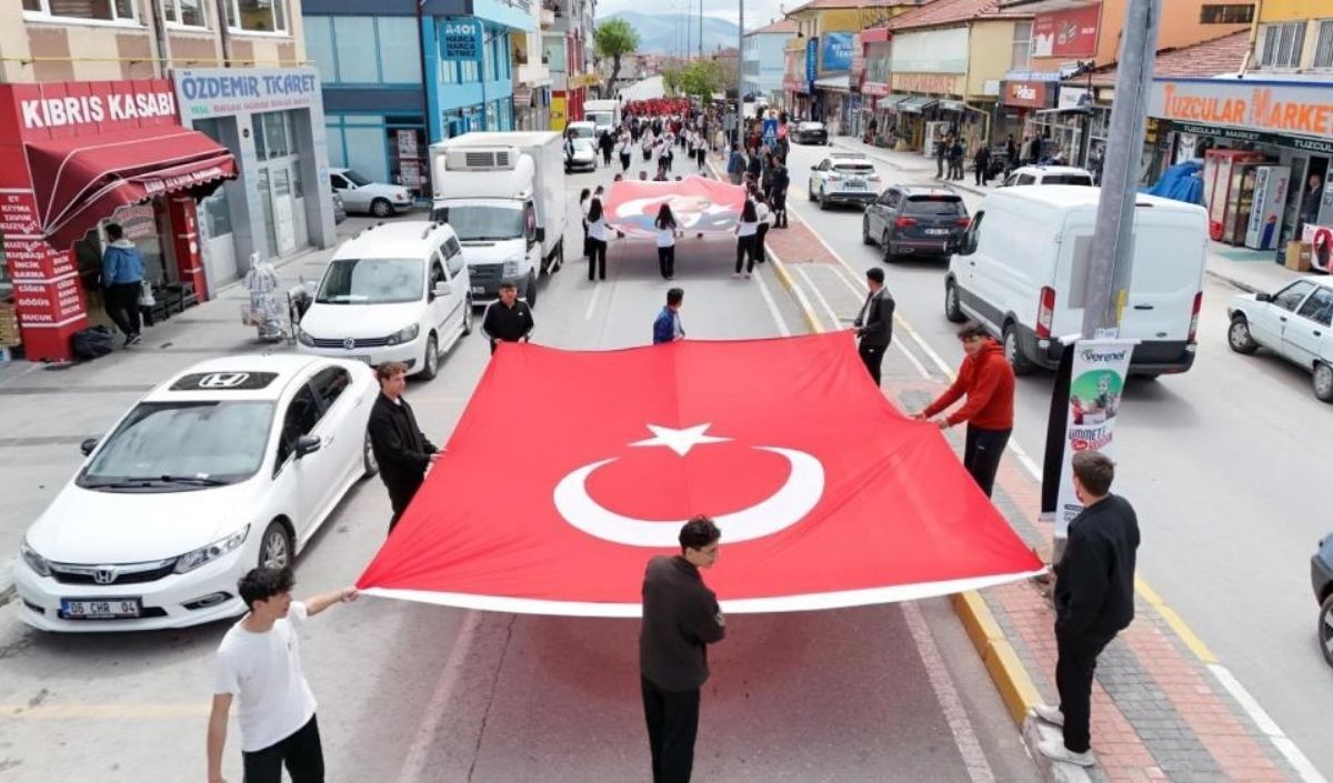 kayseri haber, tomarza haber, 29 ekim kutlamaları, 19 mayıs kutlamaları 