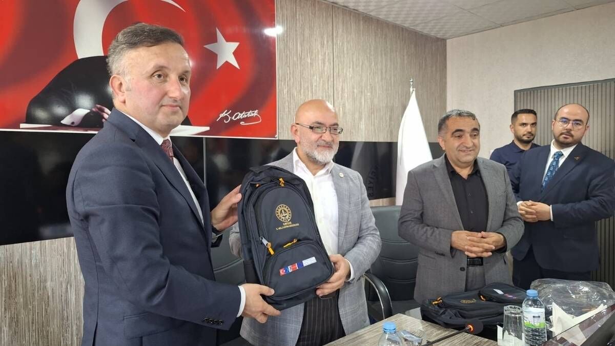 Ak Parti Cingi Hurriyet Mtal Avrupa (2)