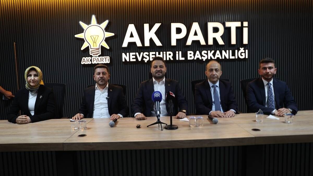 Ak Parti Donen Rasim Ari Ilk Ziyaret (5)