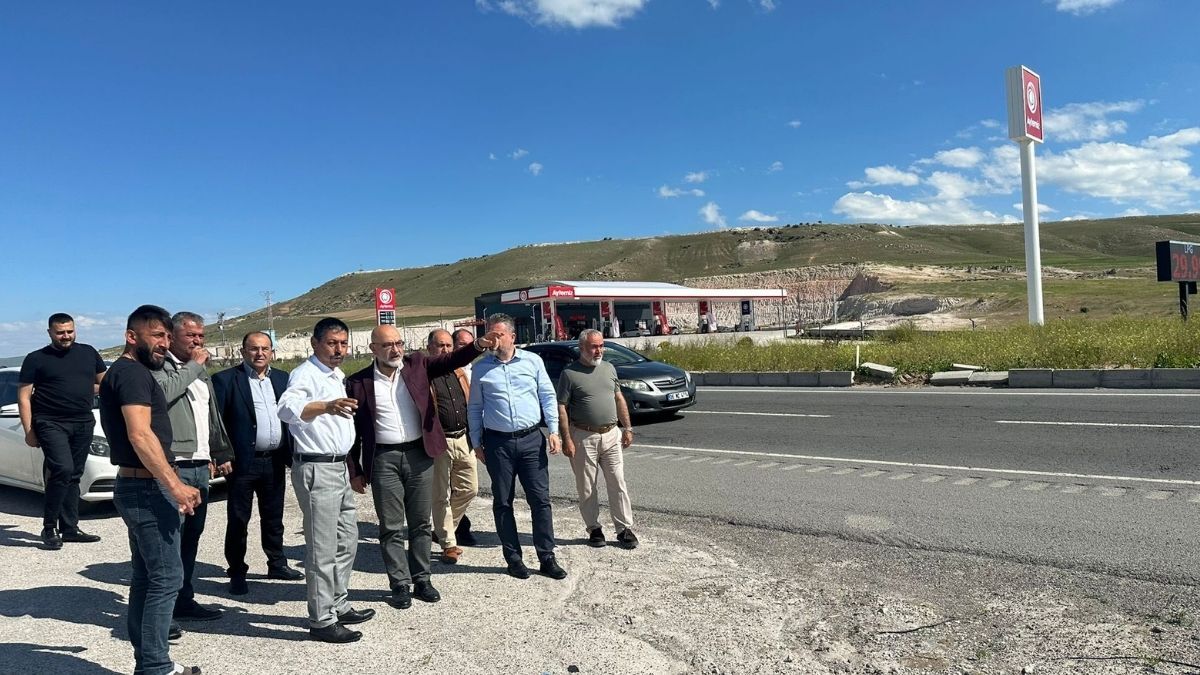 Ak Parti Murat Cahid Cingi Yemliha (2)