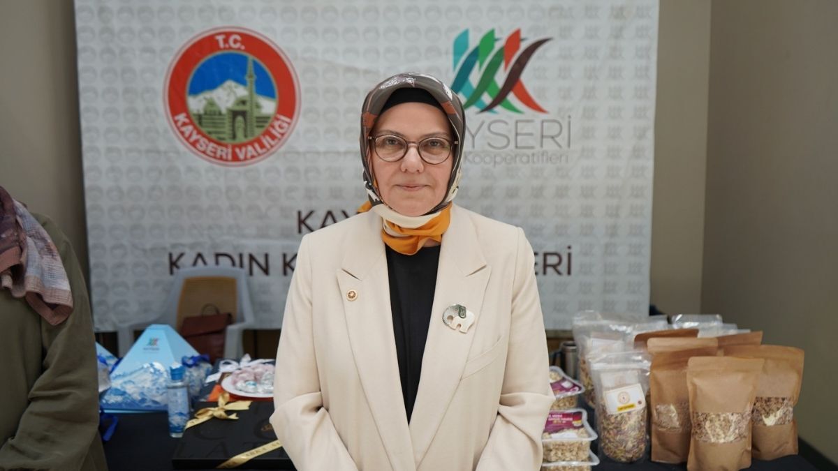 Ayse Bohurler Kayserı Tanıtım Gunu 1
