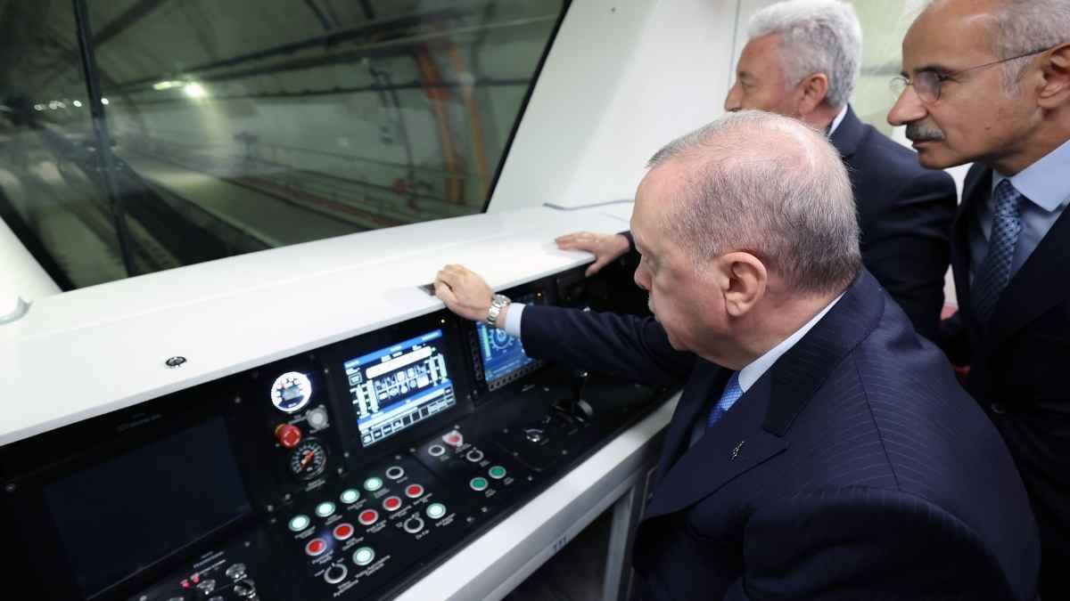 Erdogan Metro Acilis (2)