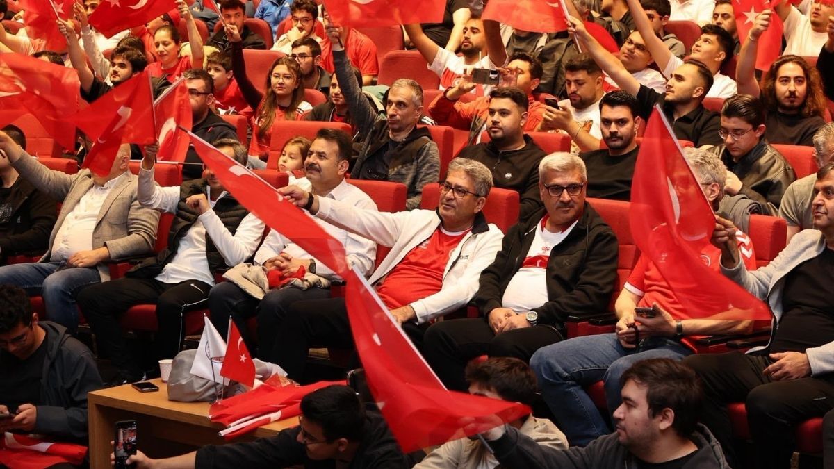 Eru Mıllı Mac 2-1
