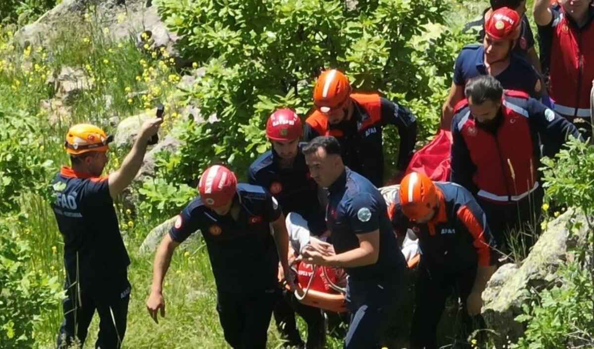 Kayaliklardan Düsen Sahis (1)