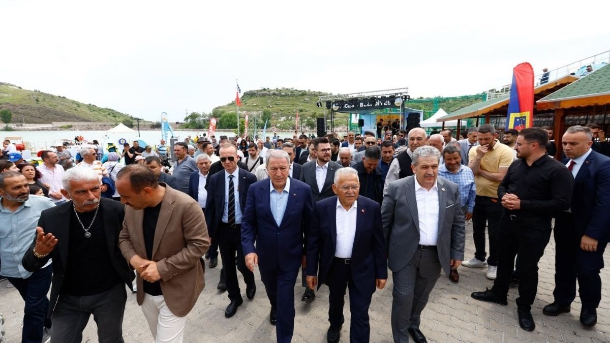 Memduh Buyukkılıc Incesu 2