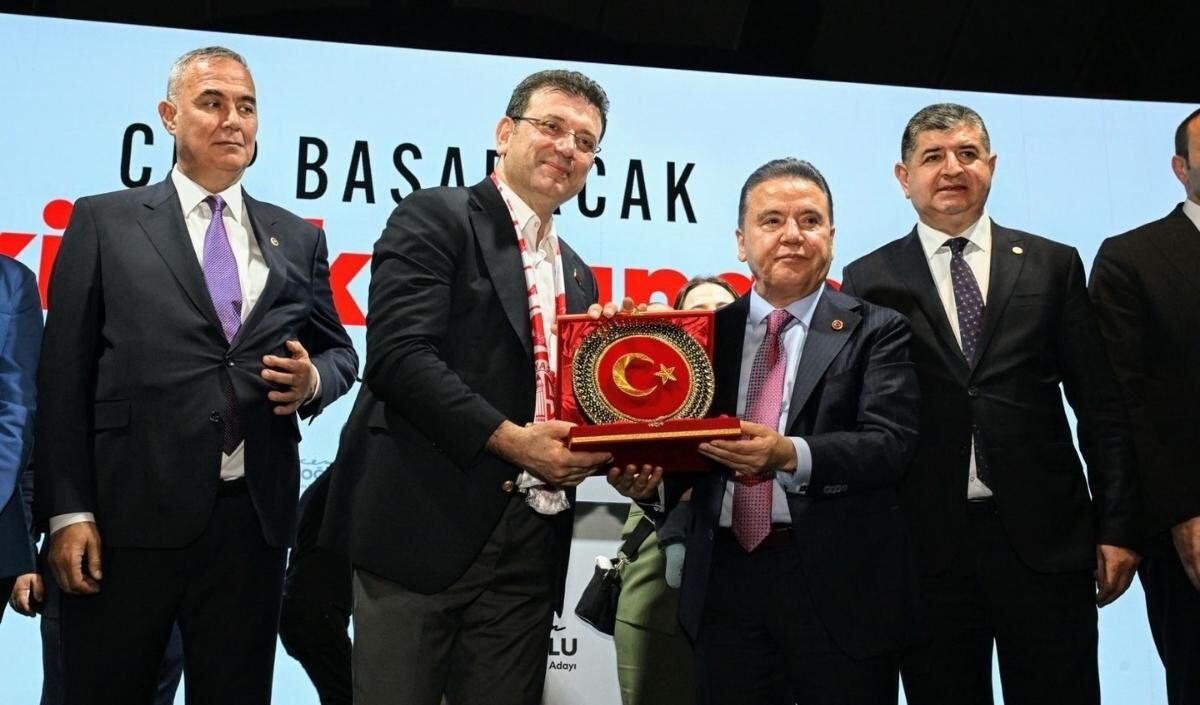 Özkan Yalım Ile Muhittin Böcek (3)