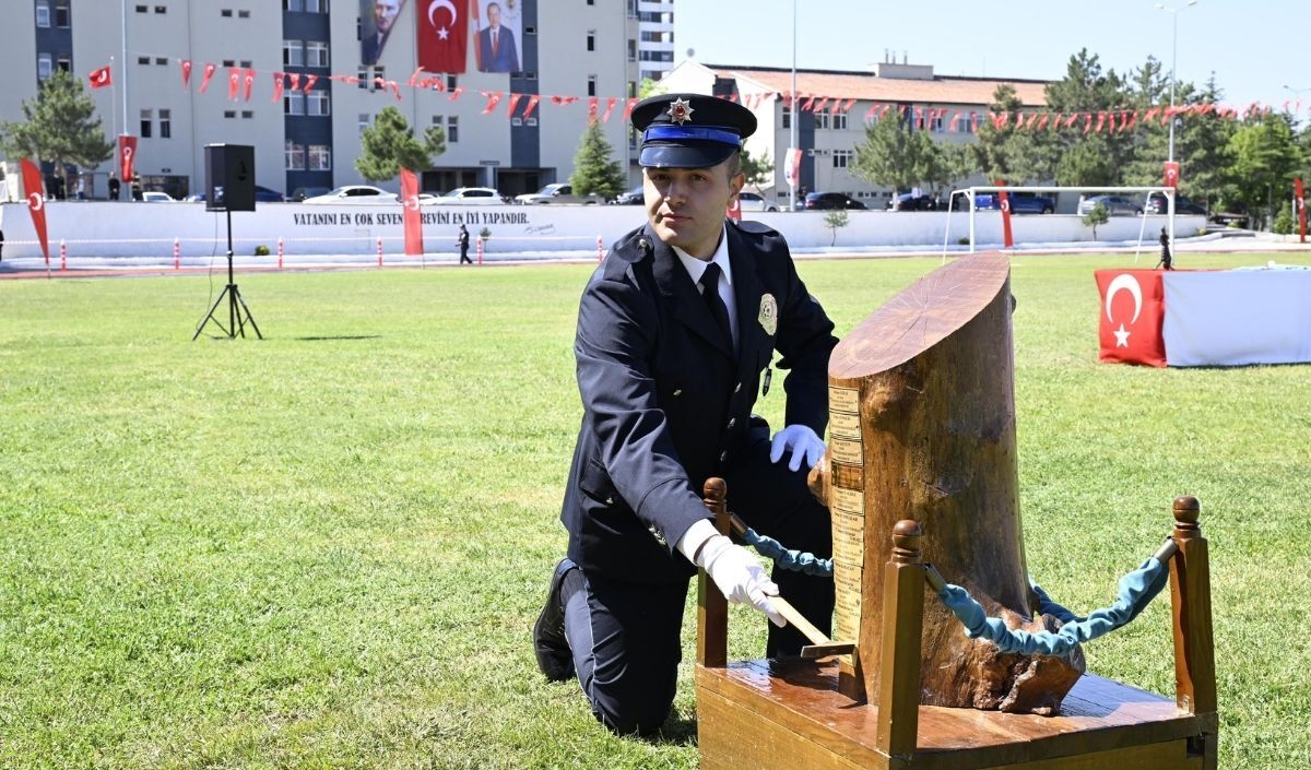 Pomem Mezunlari (2)