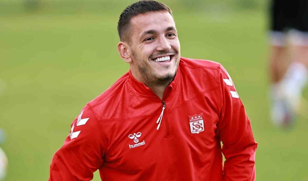 Rey Manaj Menajeri Konustu (5)