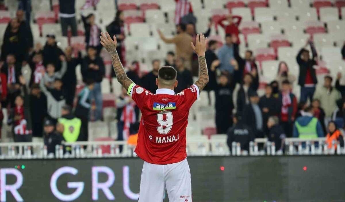 Rey Manaj Menajeri Konustu (6)