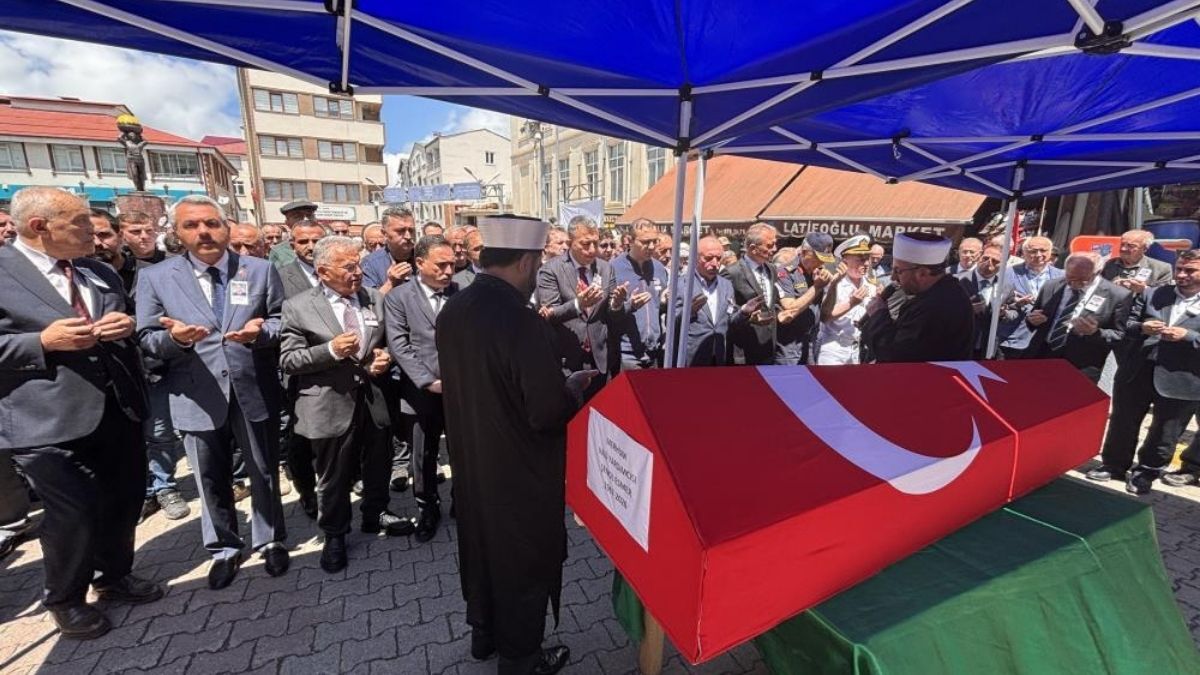 Senol Esmer Trabzon Cenaze 4