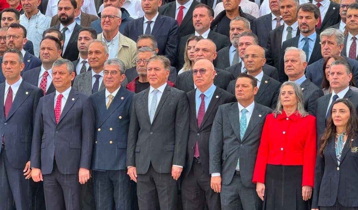 Aşkın Genç, Yeni Parti Ilk Ziyaret (1)