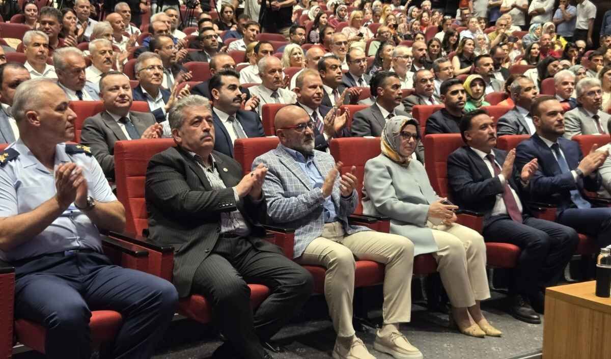 Bayar Ozsoy Sifir Atik Konferans-1