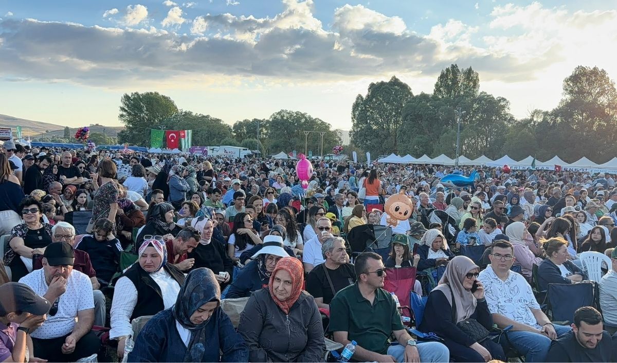 Cerkes Festıvalı (2)