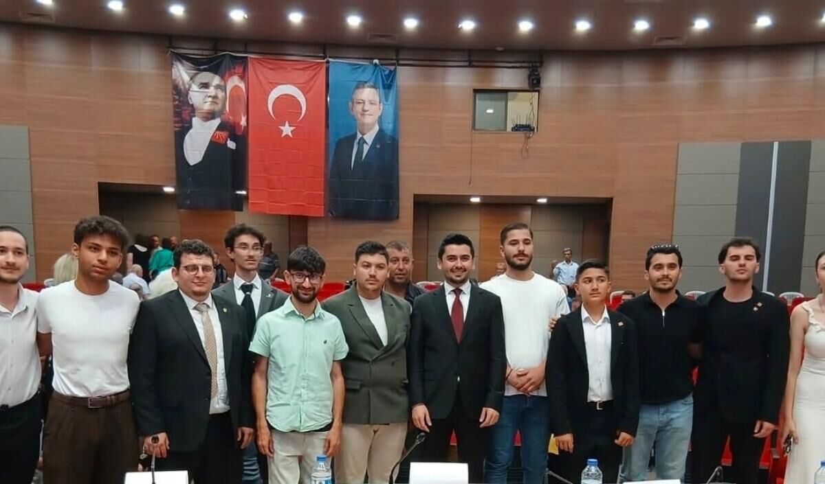 Chp Kayseri Eski İl Başkanı Gözbaşı Toplantı (4)