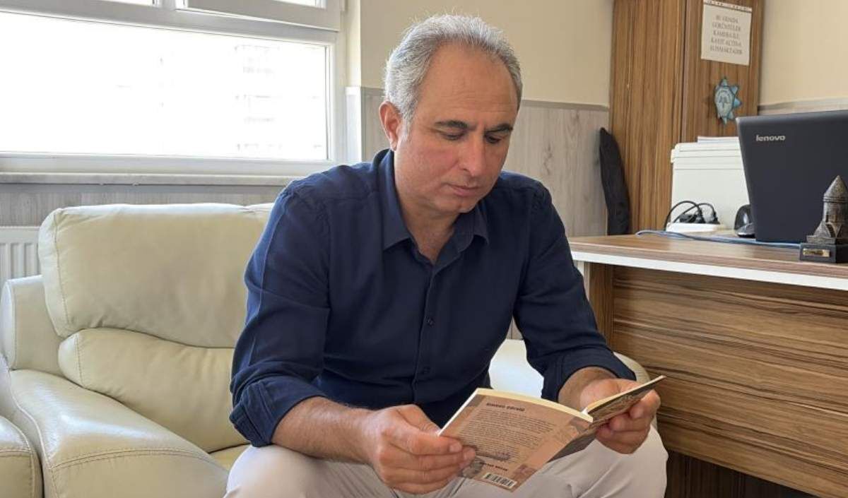 Ercıyes Dagı Kıtap (1)
