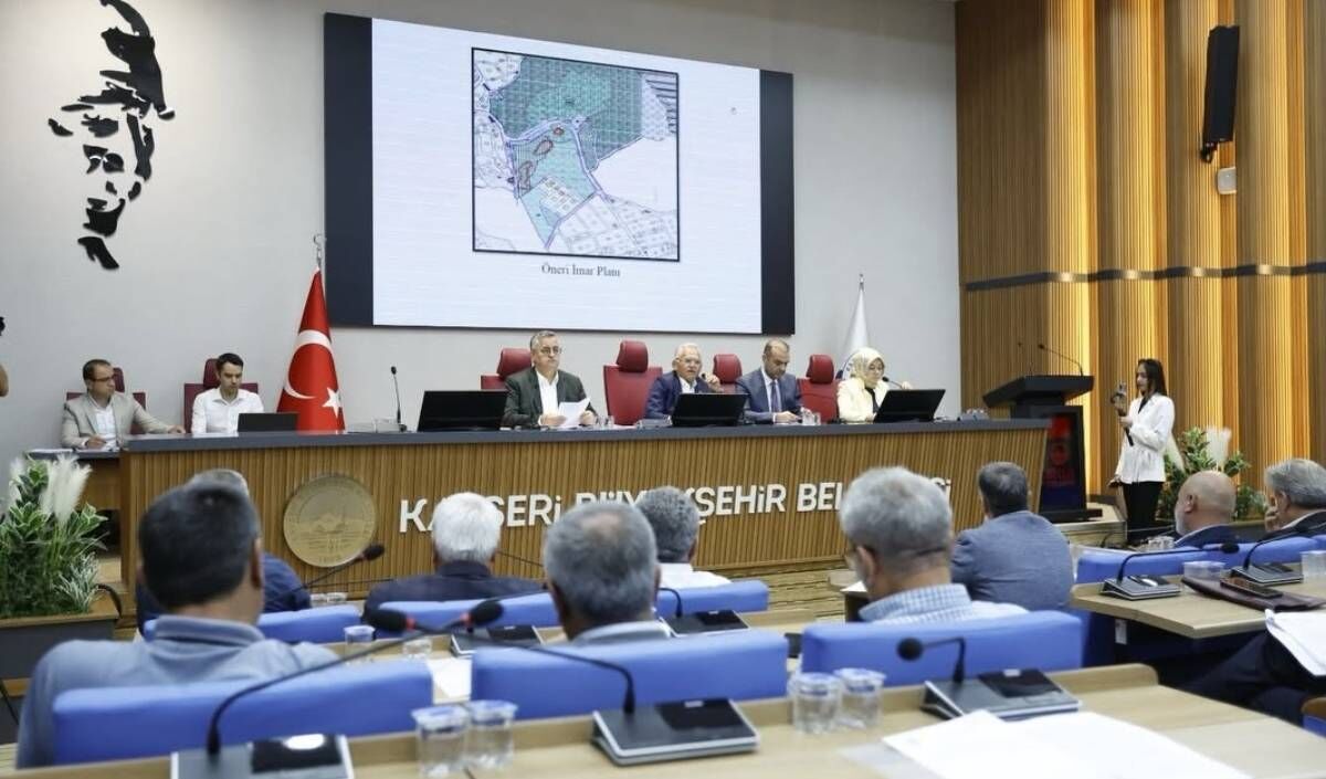 Kayseri Büyükşehir Belediyesi Temmuz Ayı Meclis (1)