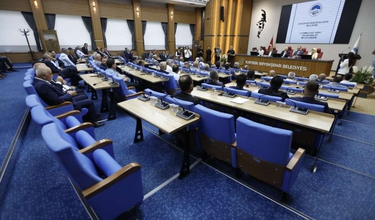 Kayseri Büyükşehir Belediyesi Temmuz Ayı Meclis (4)