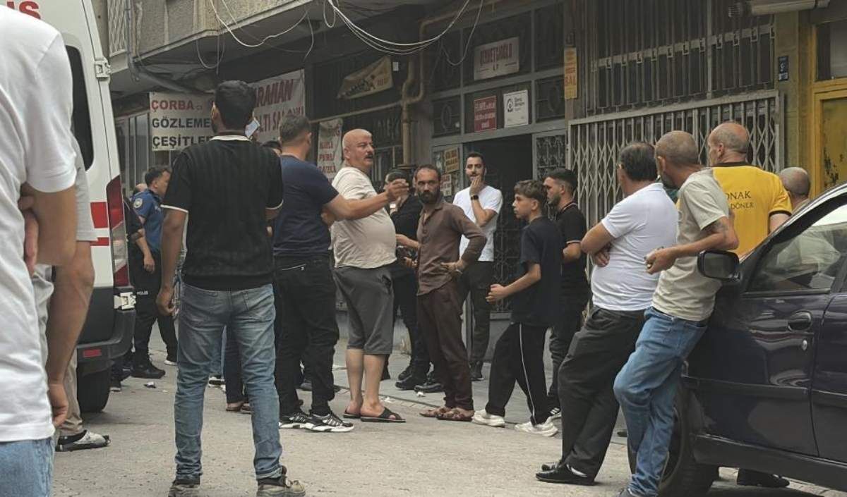 Kayseri De 20 Yasindaki Genc Intihar Etti (2)