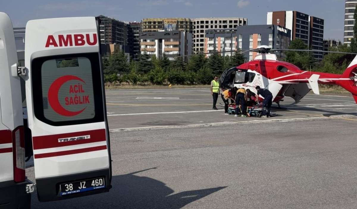 Pınarbaşı'nda Beyin Kanaması Geçiren Hasta Helikopterle Sevk Edildi (1)