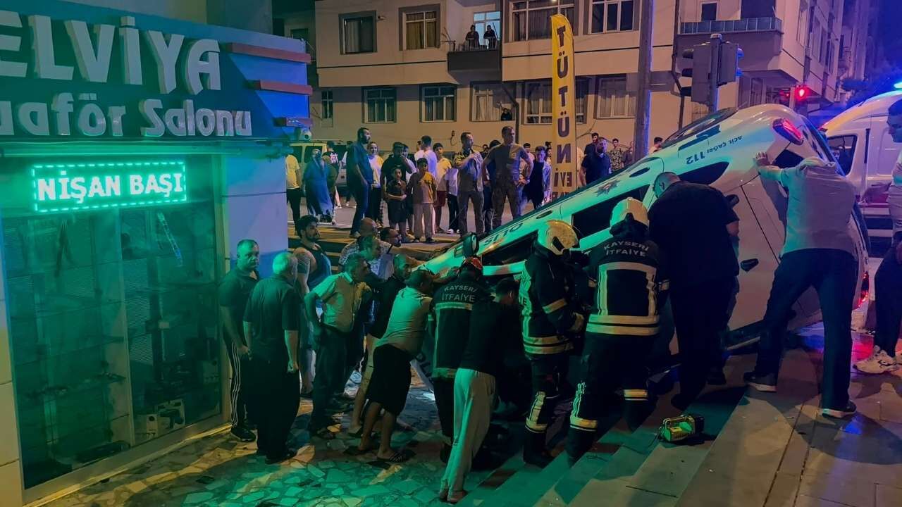 Polis Otomobil Kaza3