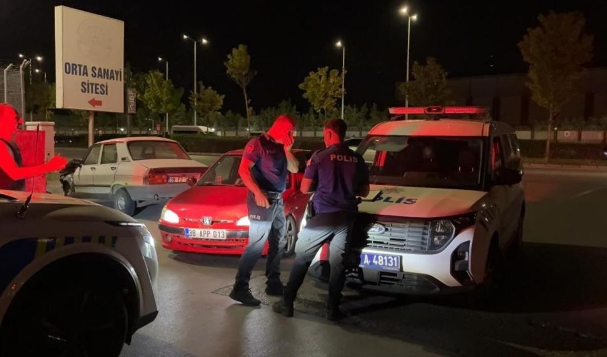 Polisten Kacan Sürücü (1)