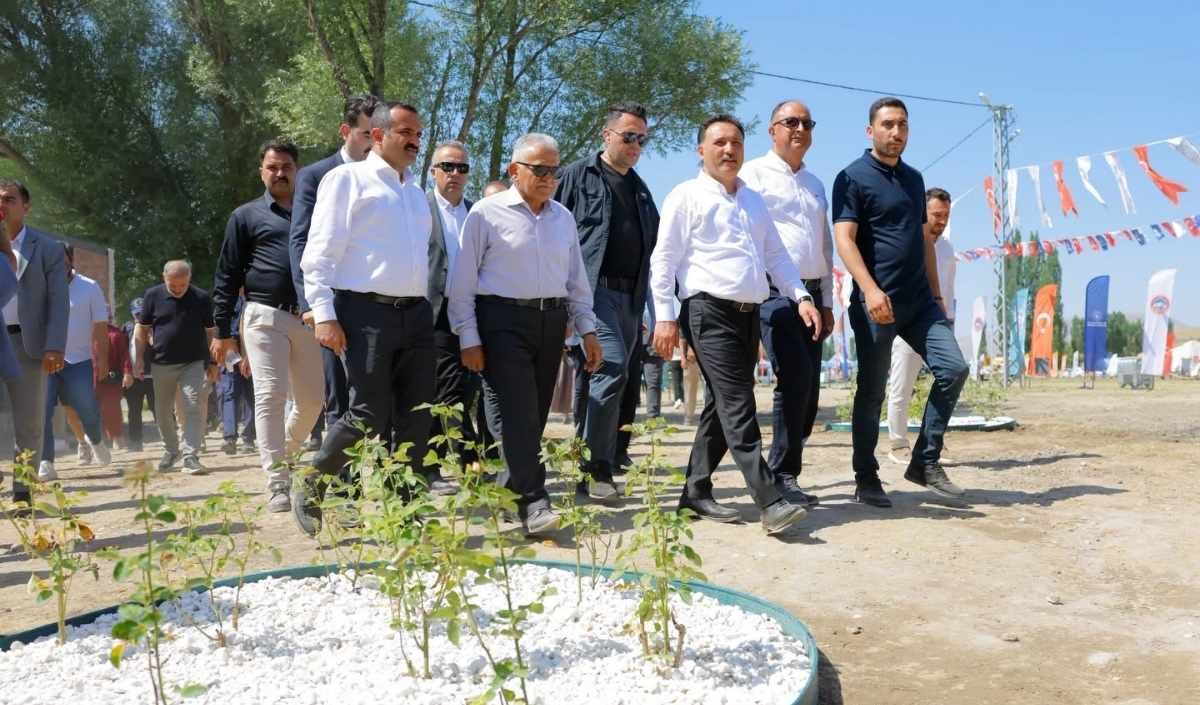 Vali Çiçek'ten Dikkat Çeken Büyükkılıç Çıkışı Büyük Takdirle Karşılıyorum (2)