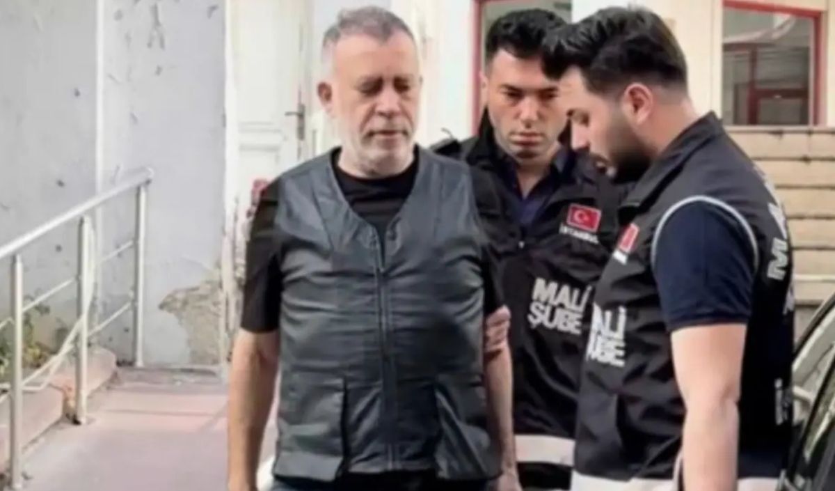 Haluk levent