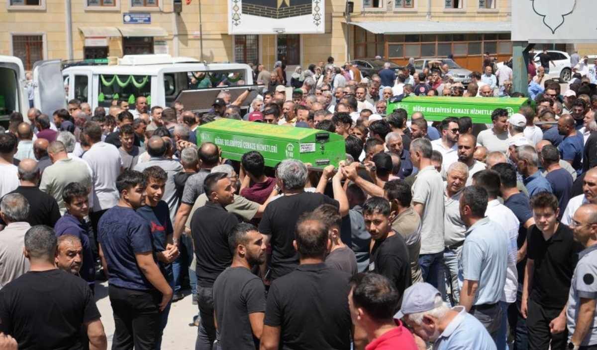 17 Yasinda Genç Öldü (1)