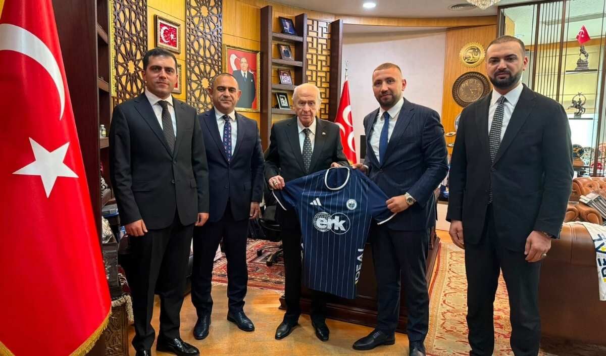 38 Fk Bahçeli Ziyaret (1)