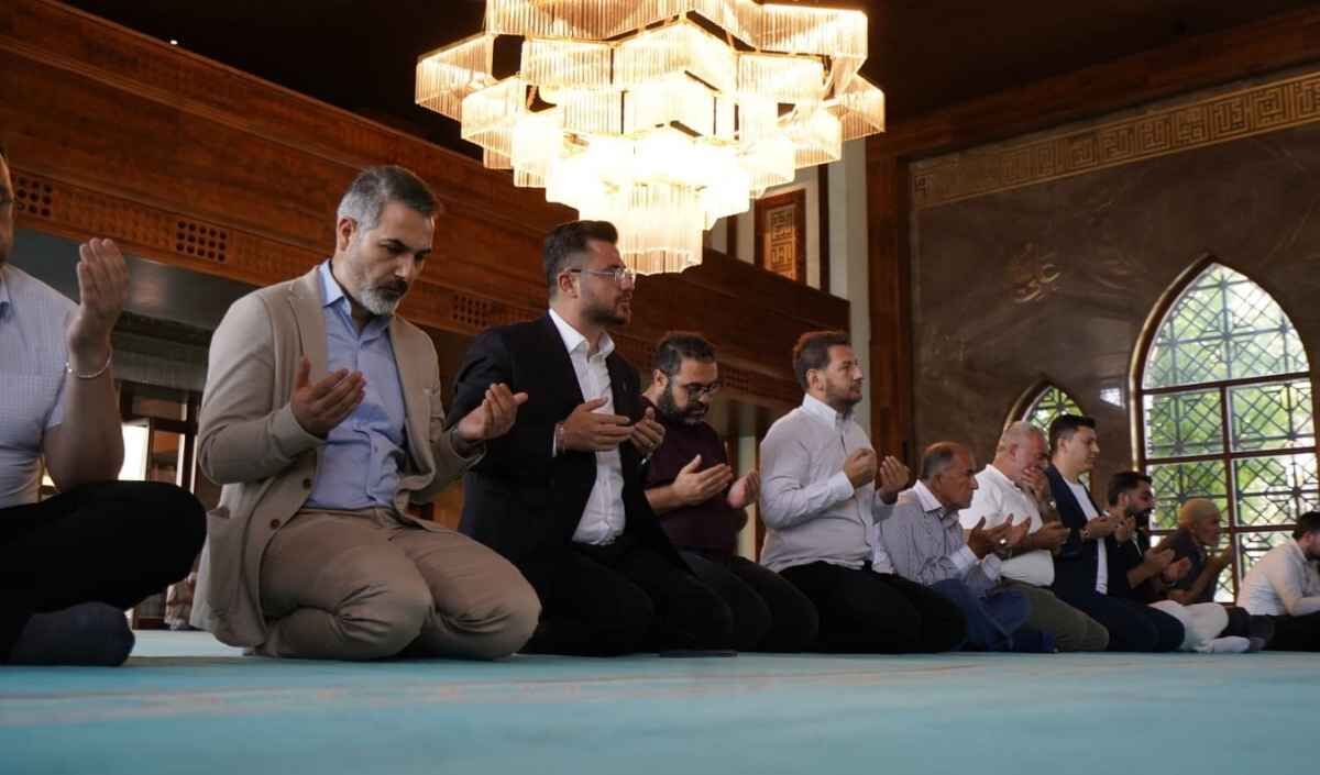 Ak Parti Kayseri’de Vefa Buluşması Dualarla Yâd Edildiler (2)