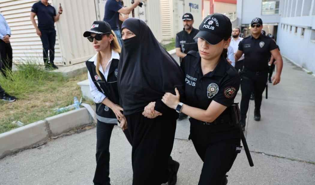 Alpaslan Kuytul Esı Tutuklandı 2