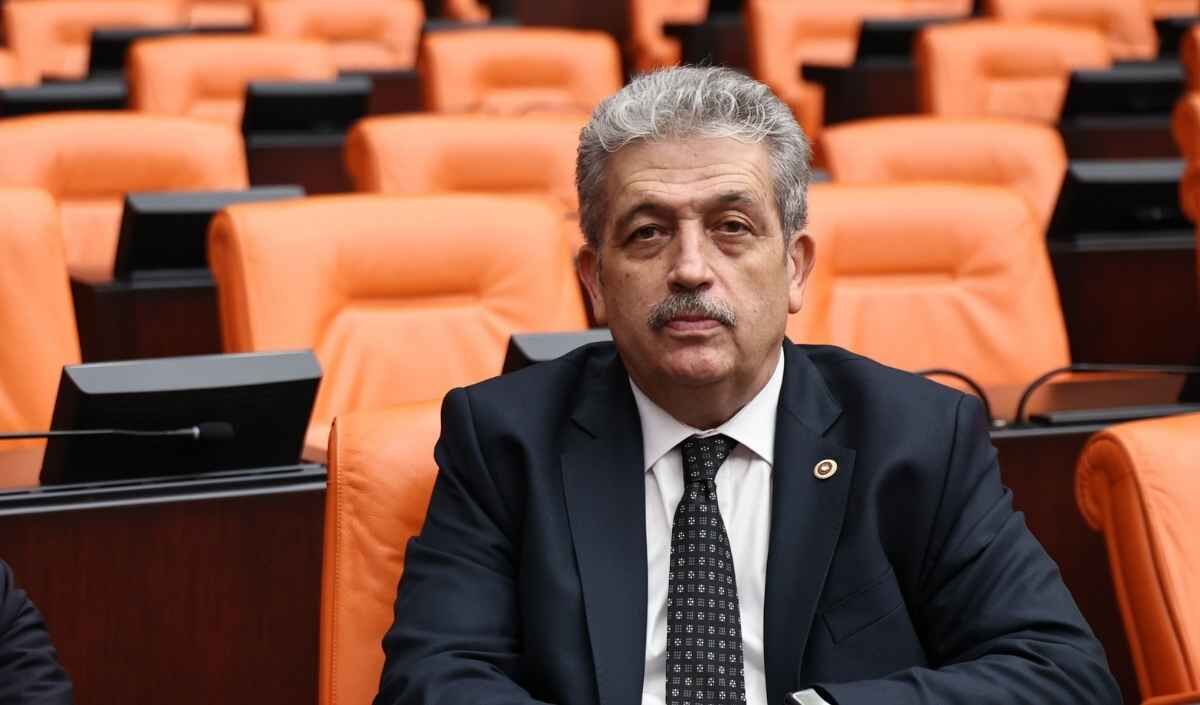 Bayar Özsoy Kayseri için müjdeyi verdi: Yeşilhisar Niğde yolu için anlaşma imzalandı!