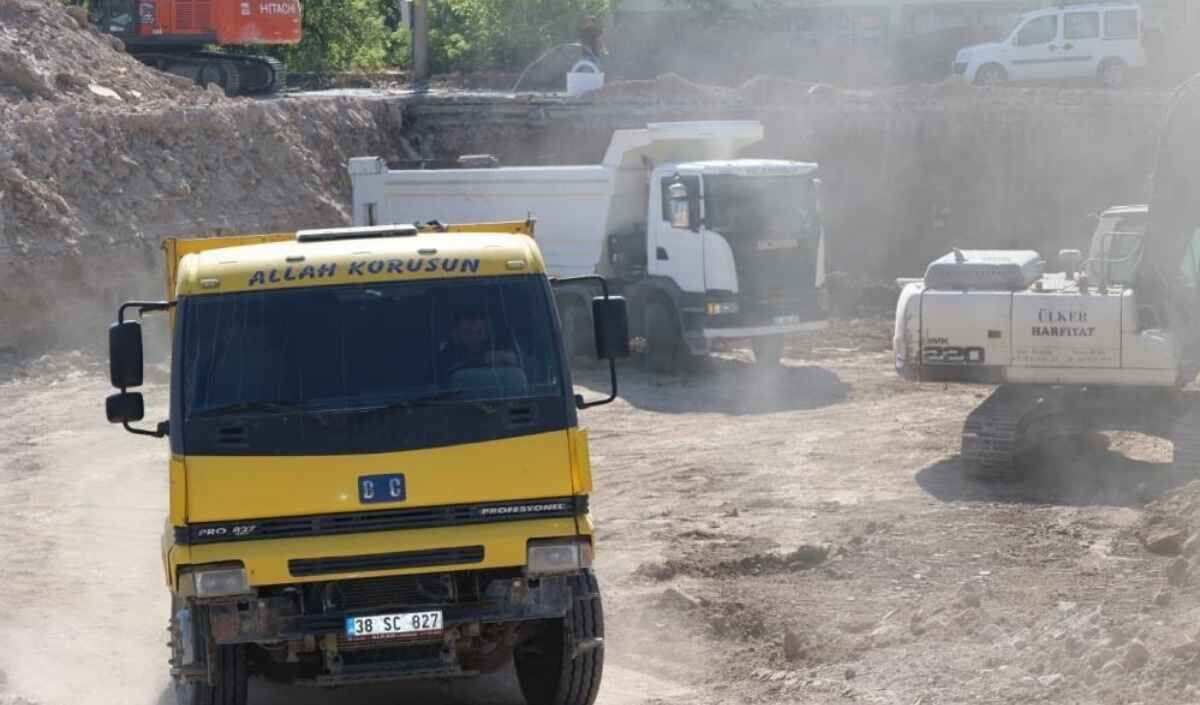 Bunyan Hukumet Konagı 4