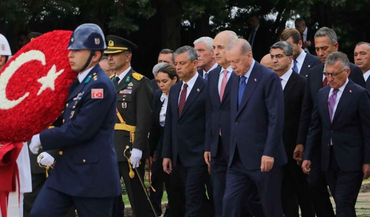 Büyük Zafer’in 104’Üncü Yılında Anıtkabir’de Devlet Erkânı Buluştu (3)
