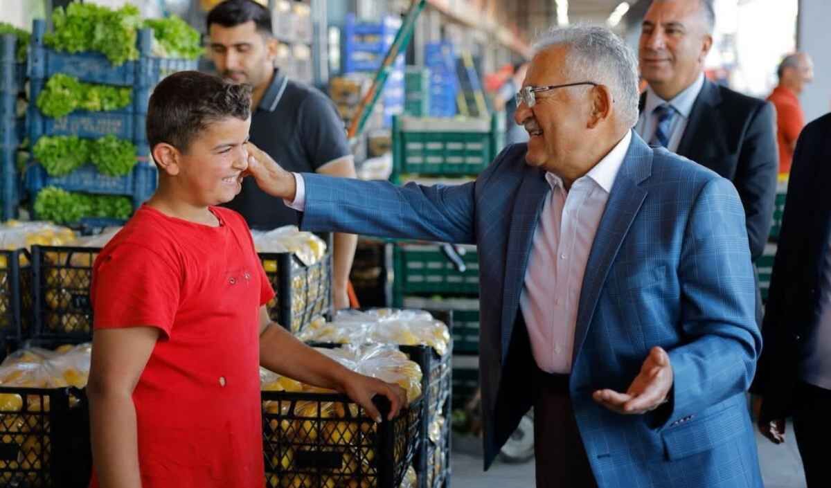 Büyükkılıç Hale Gitti (2)
