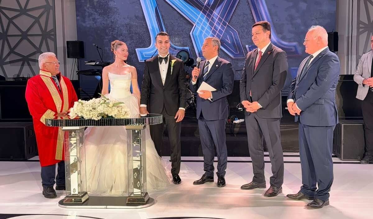 Coskun Genc Askin Genc Dugun Ozgur Ozel (3)