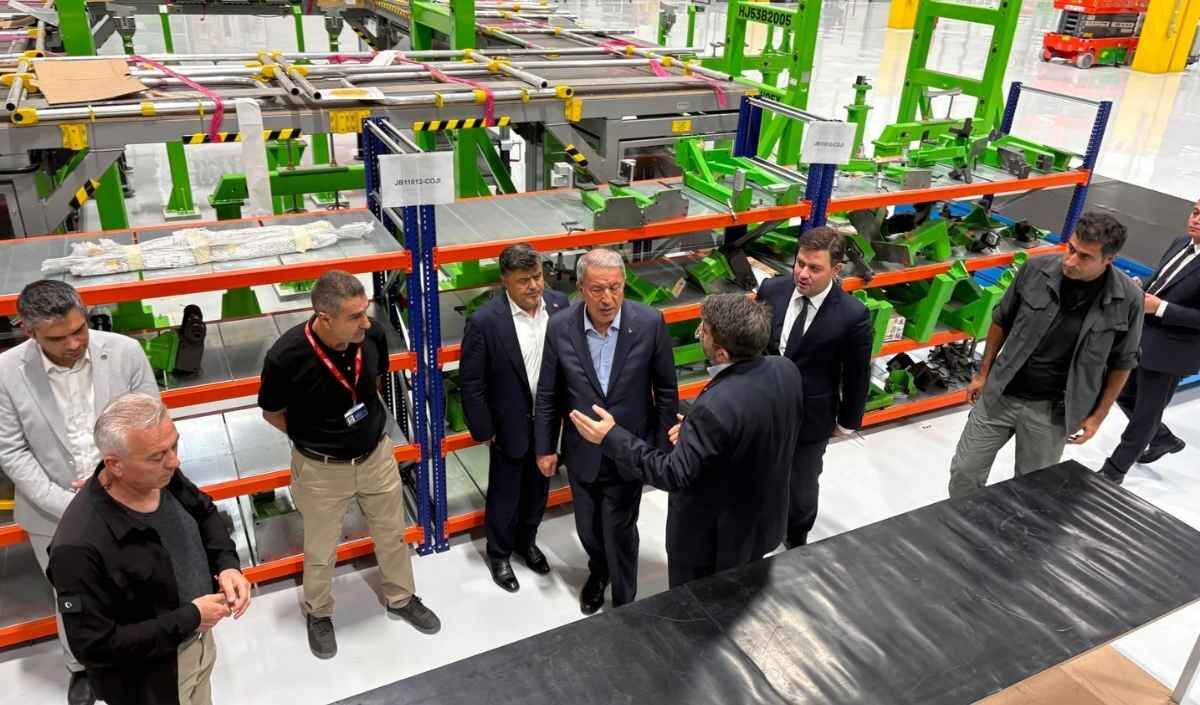 Hulusi Akar Duyurdu Kayseri 100 Yıl Sonra Yeniden Uçak Yapıyor! (1)