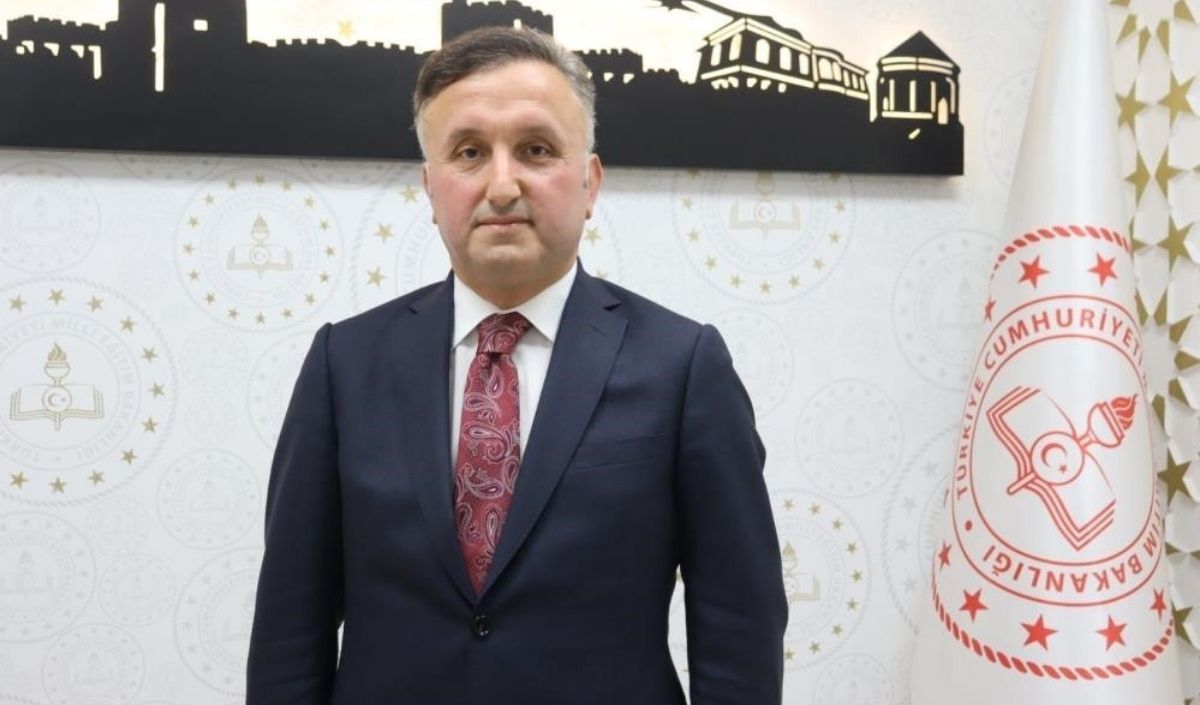 Kayseri Il Milli Egitim Muduru Coskun Esen