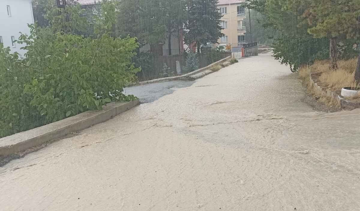 Malatya Kayseri Yolunda Sağanak Engeli! (2)