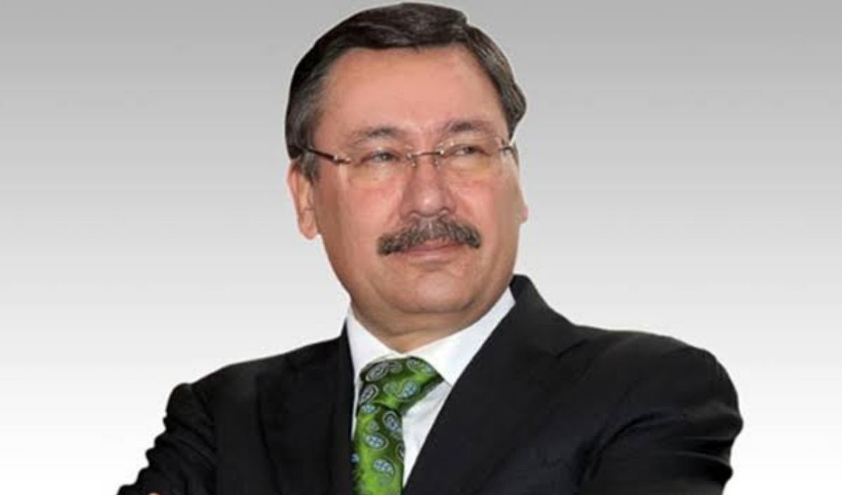 Melih Göçek (1)