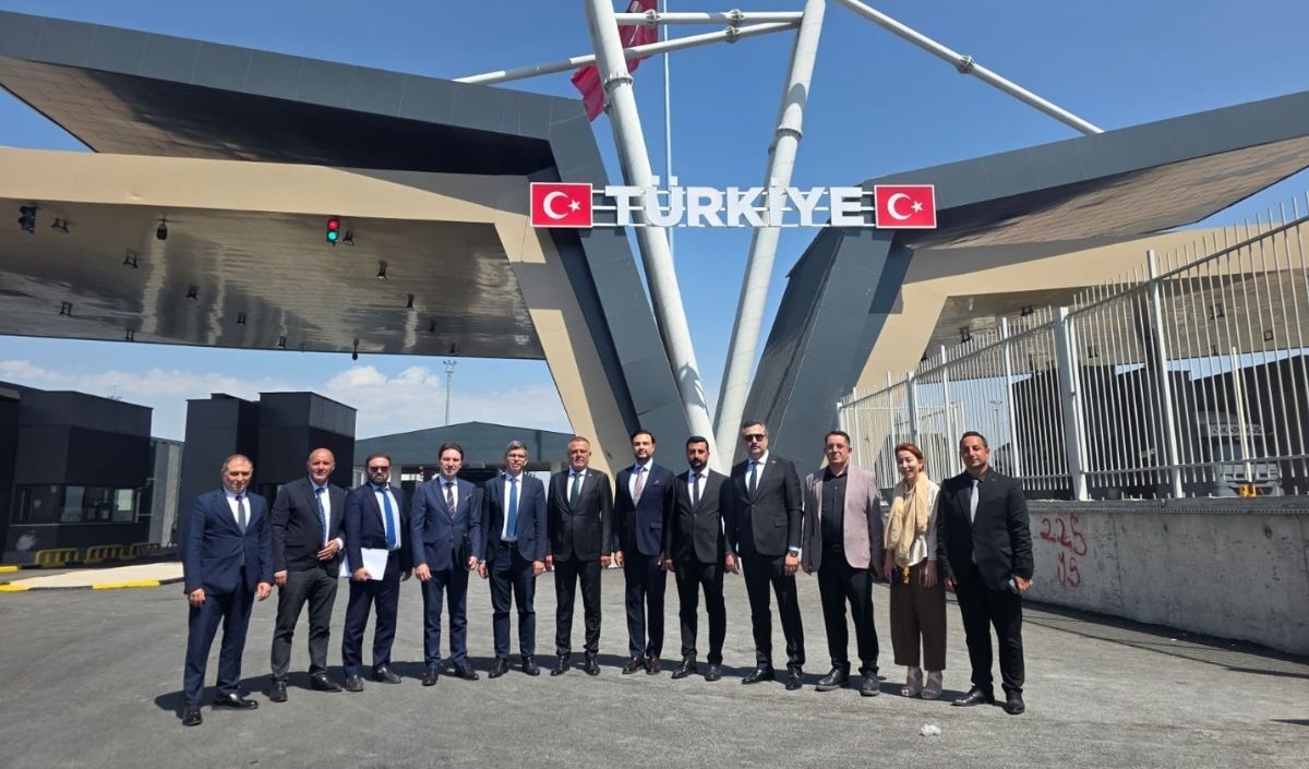 Und Loji̇stli̇k Hamle (1)