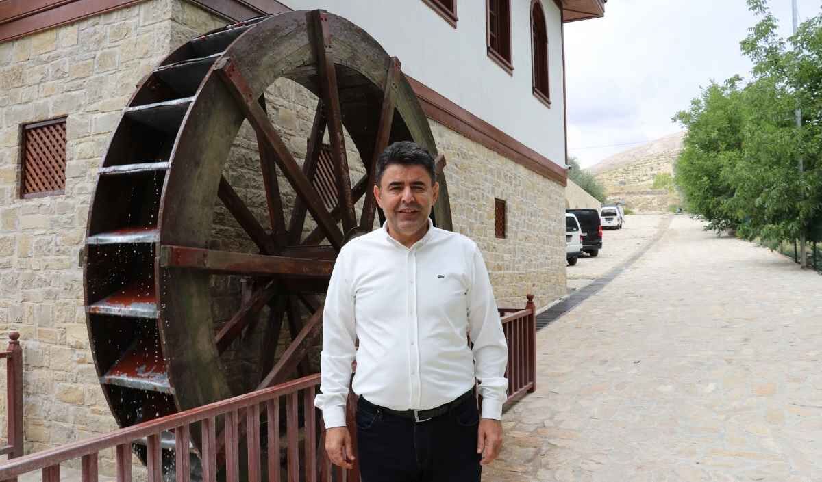 Bakan Yardımcısı Kayseri yolu üzerinde anılarının bulunduğu değirmeni restore ettirdi!
